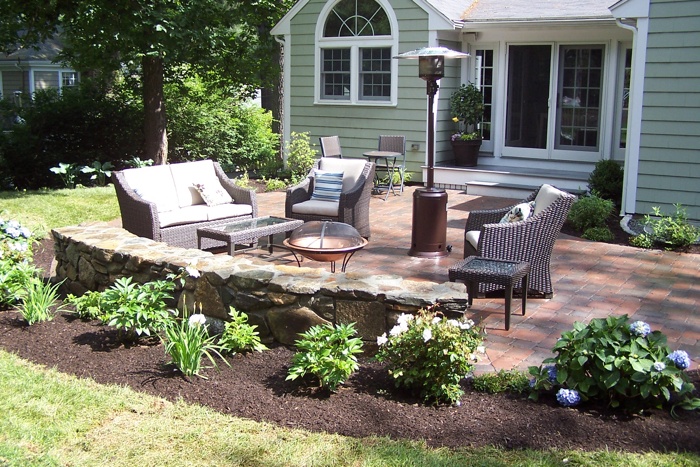 tips for optimal placement of outdoor landscape features